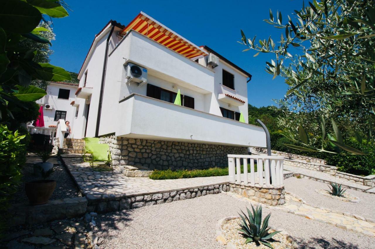 Charming Apartments Vesna Ravni Лабин Екстериор снимка