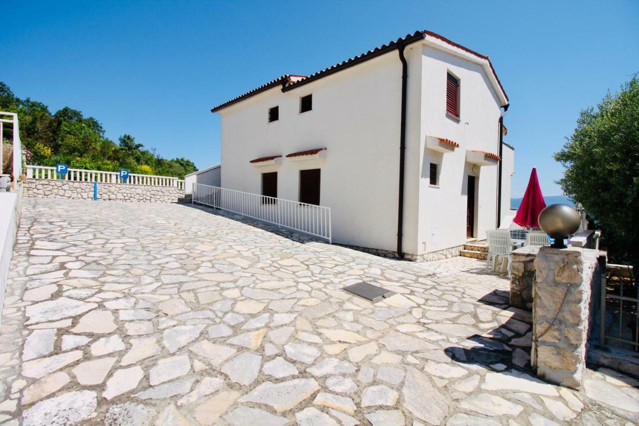 Charming Apartments Vesna Ravni Лабин Екстериор снимка