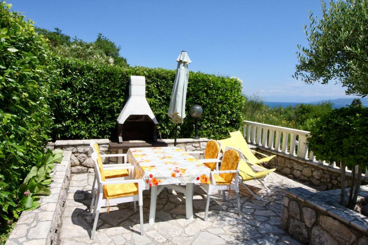 Charming Apartments Vesna Ravni Лабин Екстериор снимка