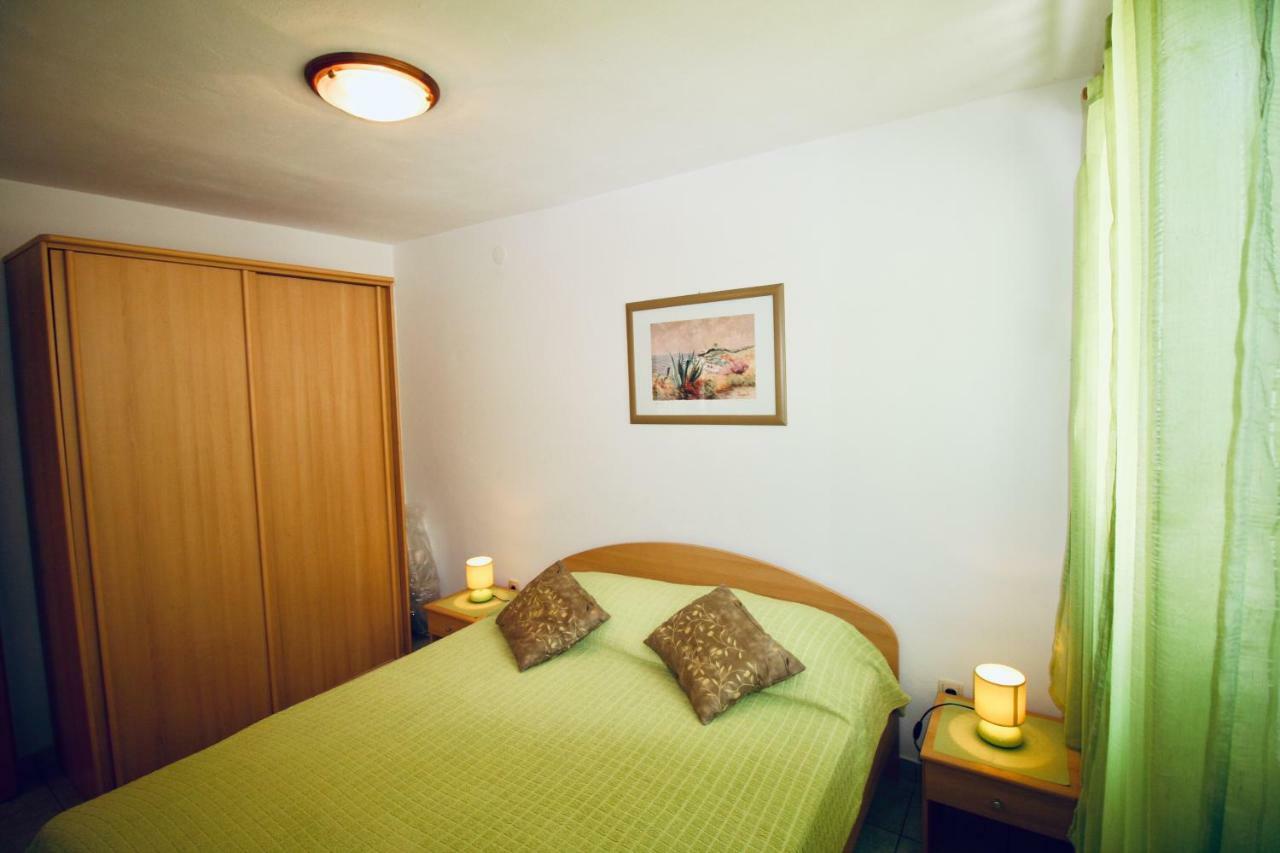 Charming Apartments Vesna Ravni Лабин Екстериор снимка