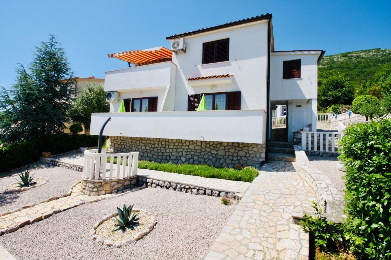 Charming Apartments Vesna Ravni Лабин Екстериор снимка